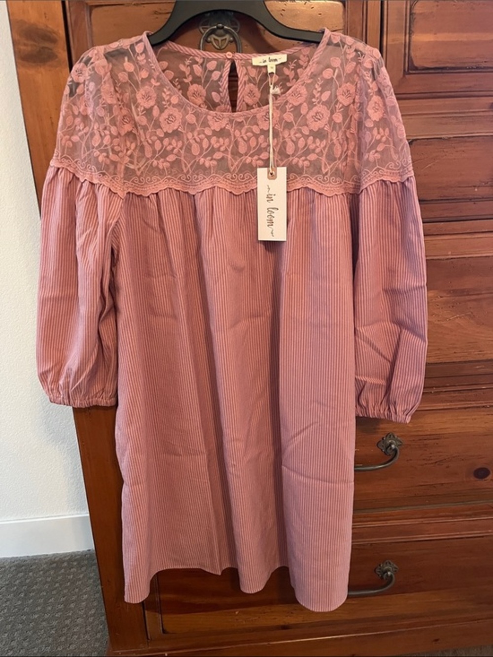In Bloom Lace Mauve Dress Size Medium NWT